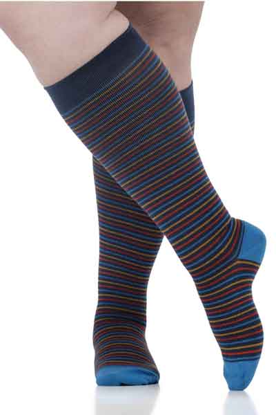 Merino Wool 15-20 mmHg Compression Knee High Socks in Simple Stripe