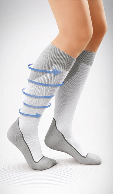 JOBST Sport Knee High 15-20 mmHg Compression Socks, Black/Cool Black, Large